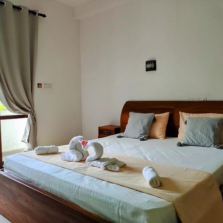 Aurora Hotel 希克杜沃 外观 照片